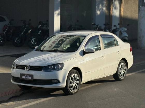 VOLKSWAGEN VOYAGE 1.6 MI COMFORTLINE I-MOTION 8V FLEX 4P AUTOMATIZADO VOLKSWAGEN VOYAGE 1.6 MI COMFORTLINE I-MOTION 8V FLEX 4P AUTOMATIZADO